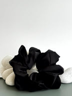 Premium Silk Scrunchie [no pull hold]