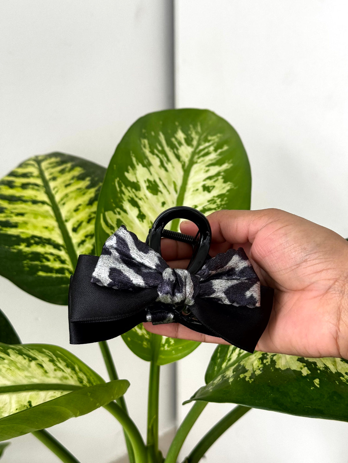 Luxe Big Bow Hair Claw