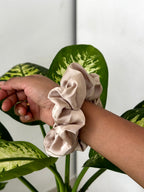 Premium Silk Scrunchie [no pull hold]