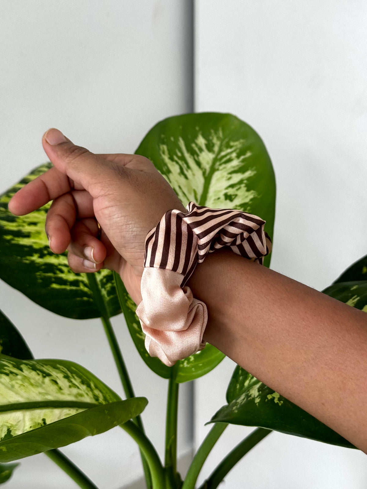 Premium Contrast Duo Scrunchie