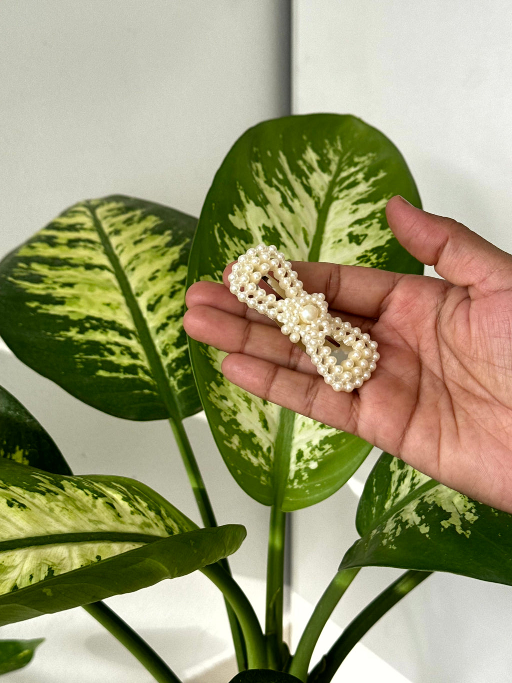 Pearl Daisy Hair Clip