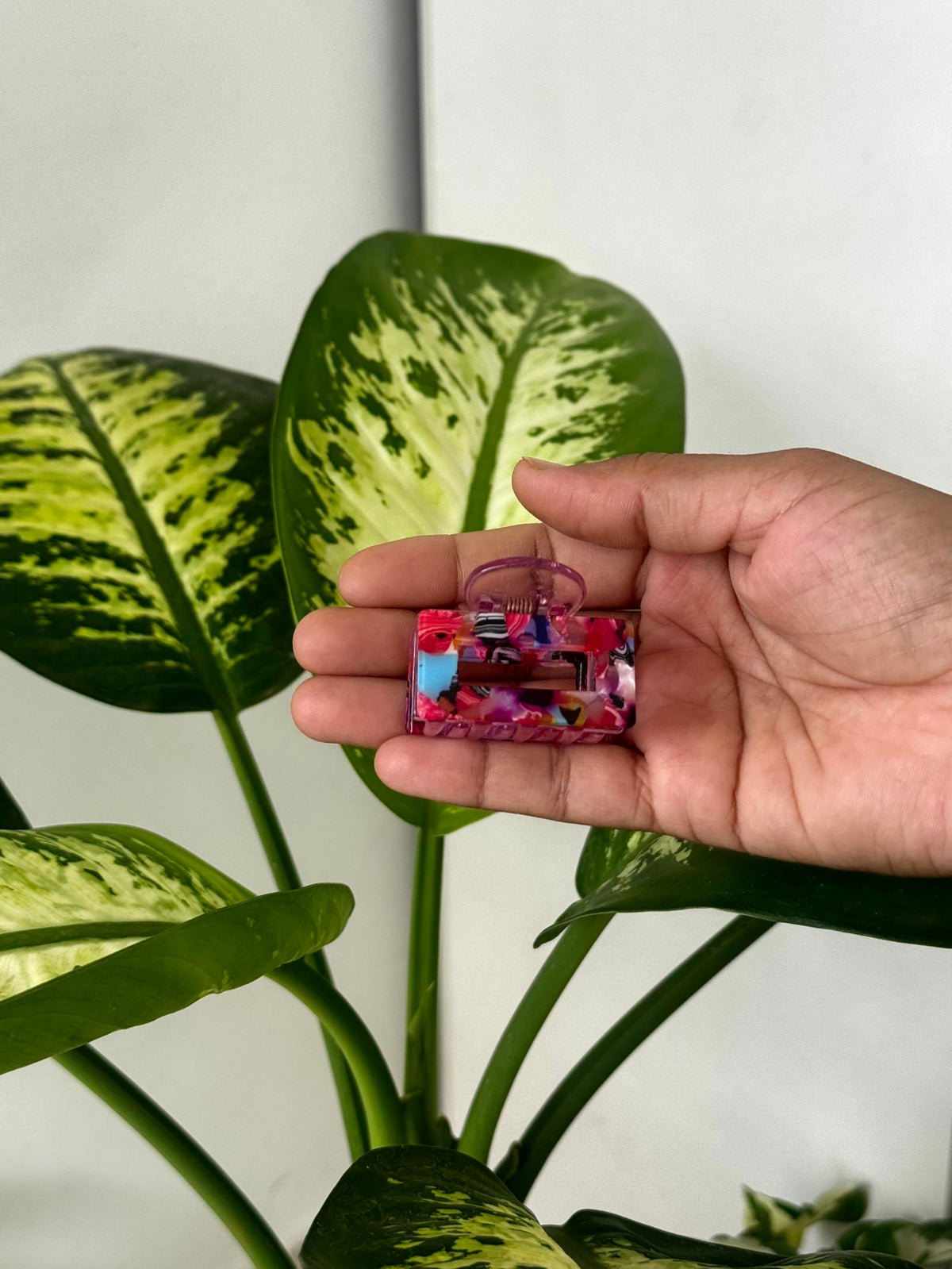Premium Marble Frame Rectangular Claw Clips