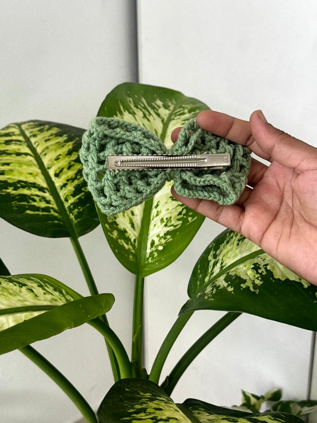 Crochet Bow Hair Clip