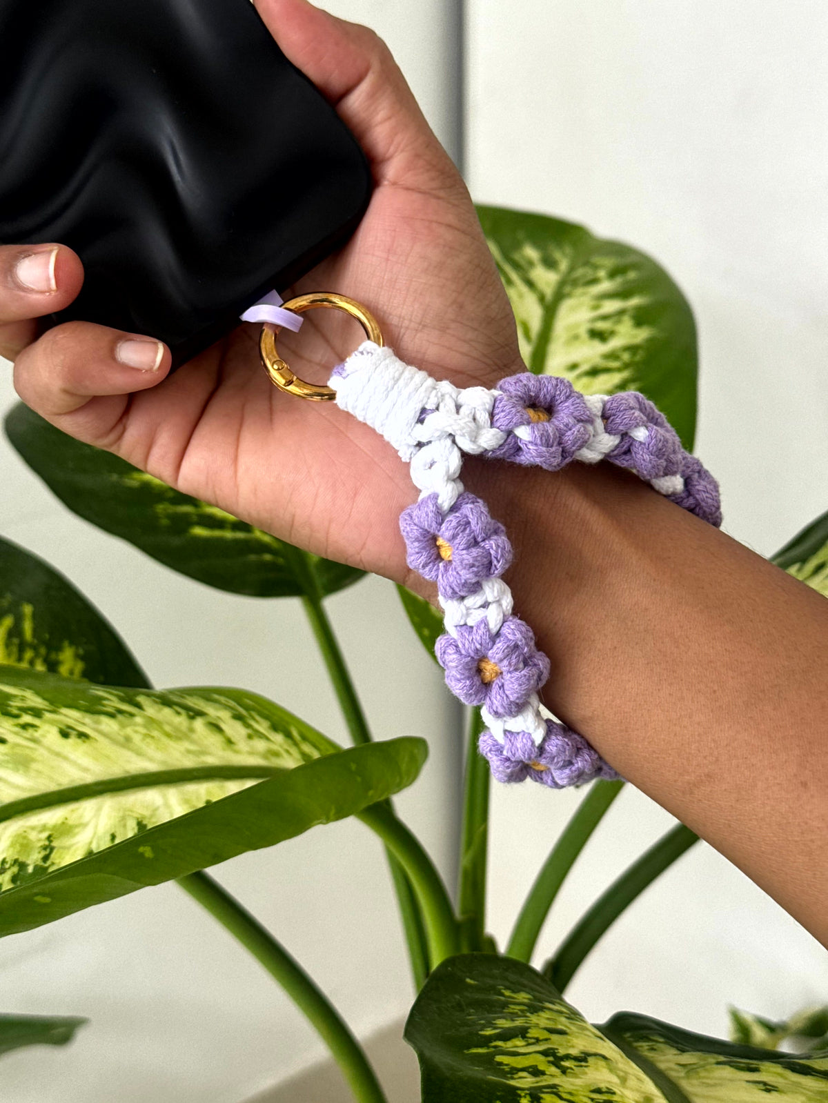 Daisy Garden Crochet Phone Charm cum Bag Charm cum Keychain [charm holder included]