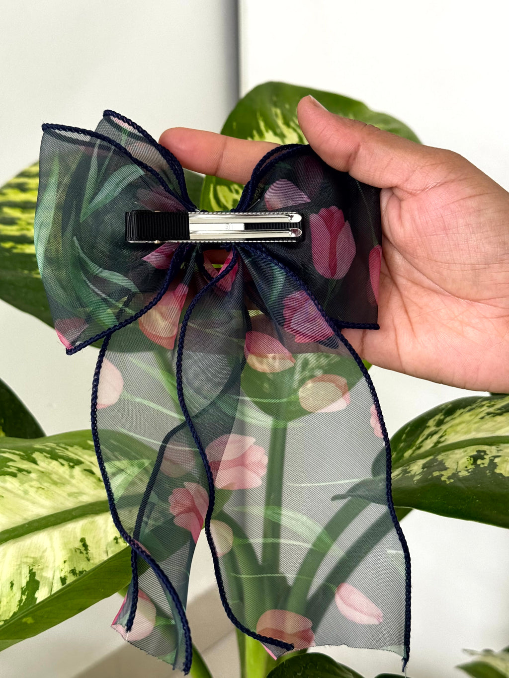 Blooming Sheer Bow Clip