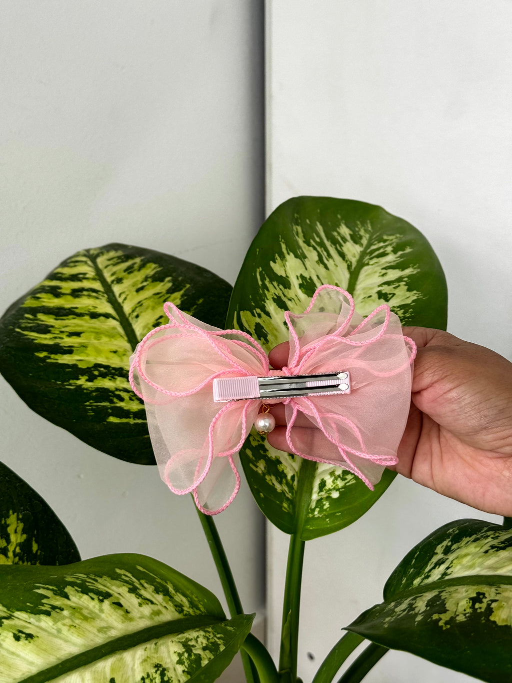 Sheer Pearl Charm Bow Clip