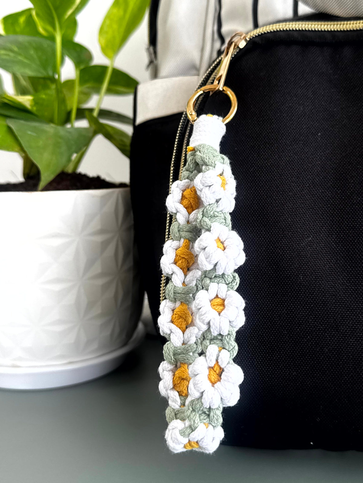 Daisy Garden Crochet Phone Charm cum Bag Charm cum Keychain [charm holder included]
