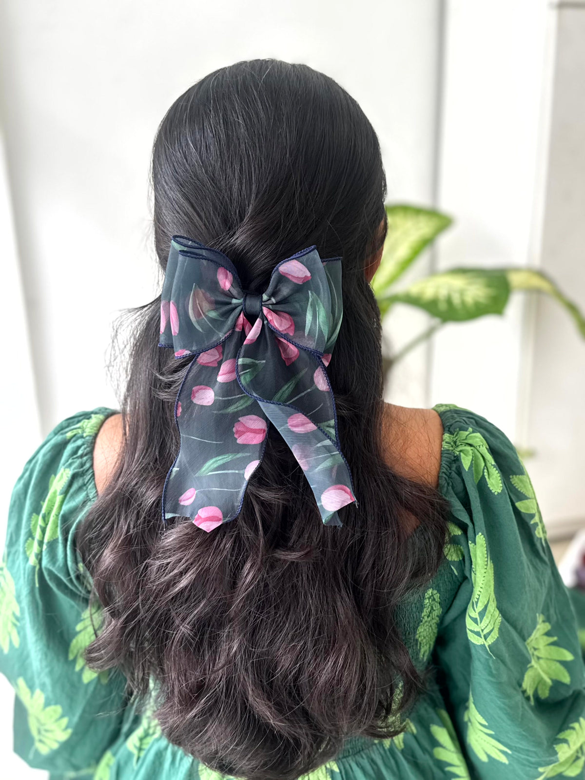 Blooming Sheer Bow Clip