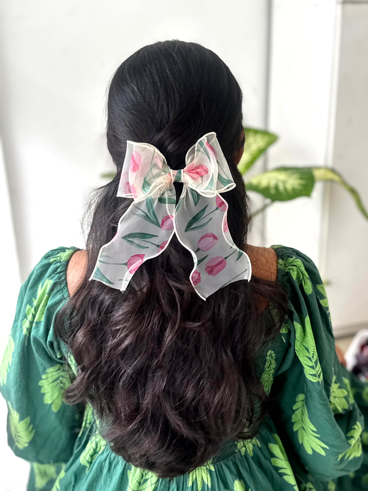 Blooming Sheer Bow Clip