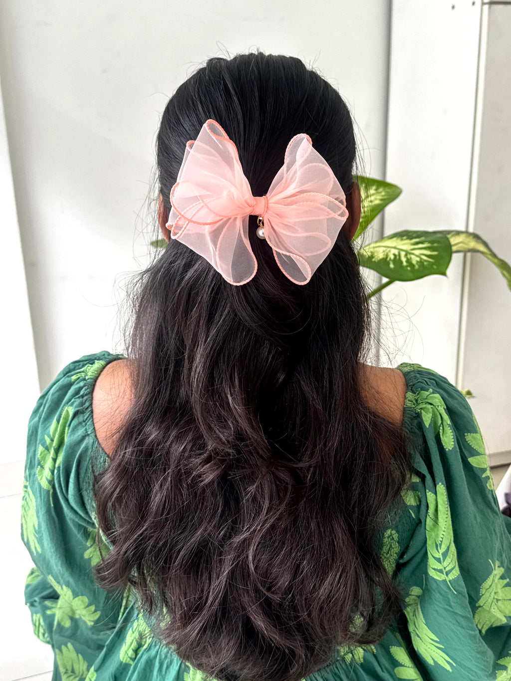 Sheer Pearl Charm Bow Clip