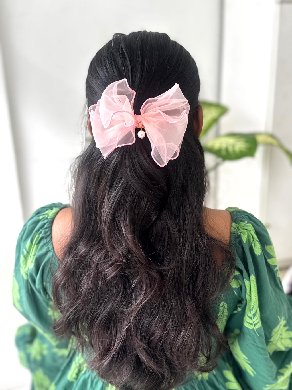 Sheer Pearl Charm Bow Clip